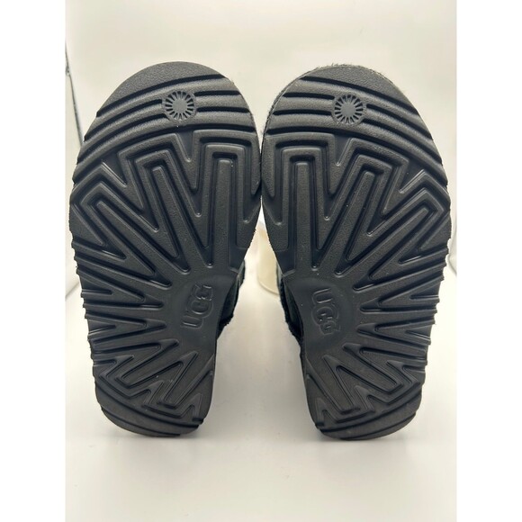 UGG Kids Classic II Boots Black Suede Shearling Size 4 Style 1017703K - Picture 7 of 8